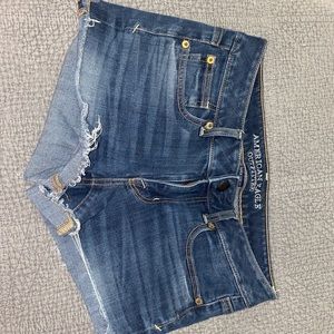 American Eagle dark wash denim shorts